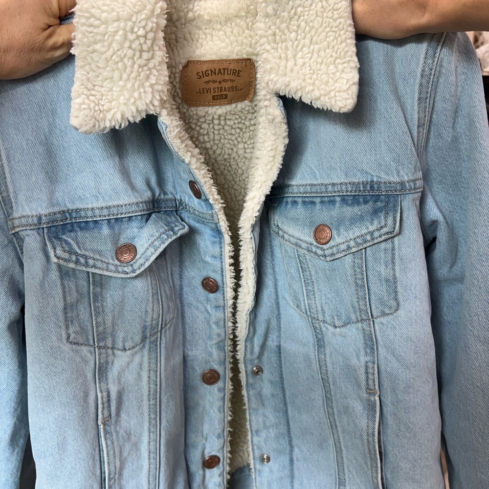 Levi's women’s Sherpa Jacket - denim